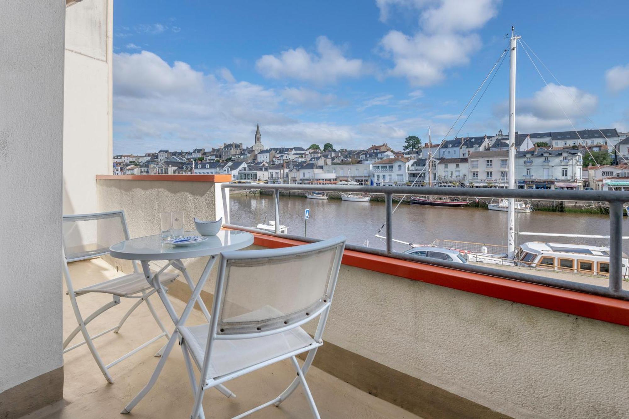 Sur Le Quai De Pornic, Appartement Pour 4 Extérieur photo